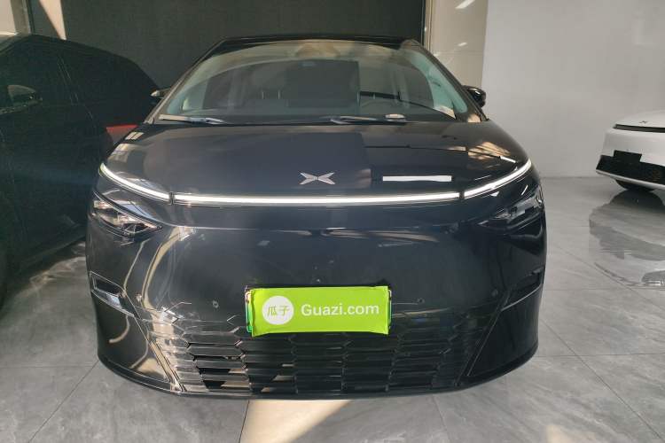 Used XPeng X9 2024 640 All-Wheel Drive High-Performance Max
