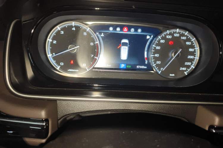 Used GAC Trumpchi M6 2019 270T DCT Luxury Edition (7-seater) China VI Instrument Cluster