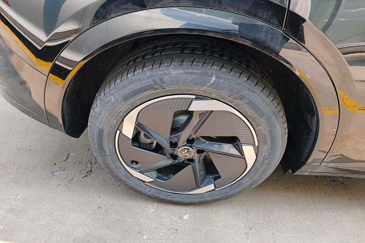 Used Hongqi Tiangong 06 2025 520 Right Rear Wheel Hub