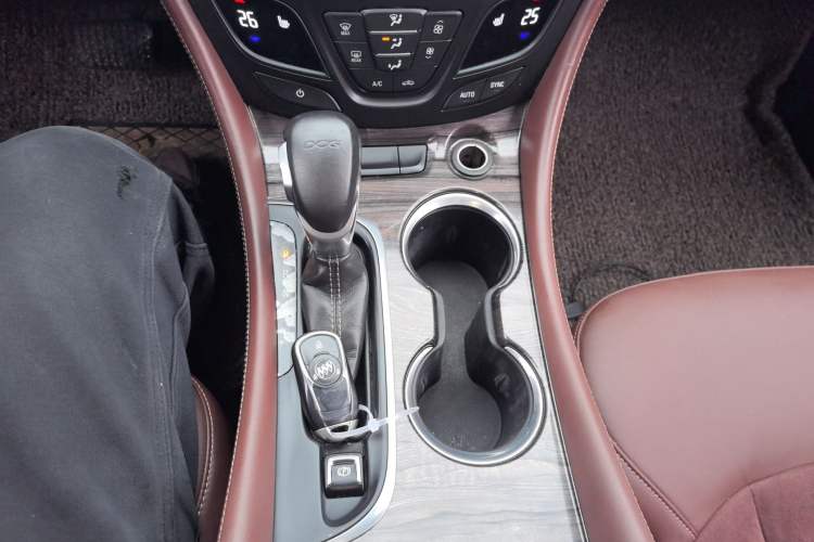 Used Buick Envision 2016 20T Two-Wheel-Drive Elite Model