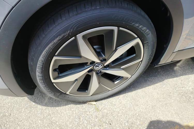 Used Volkswagen ID.4 CROZZ 2022 Long-Range Lite PRO Edition