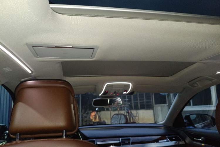 Used Audi A8 2013 A8L 45 TFSI quattro Luxury Model Headliner