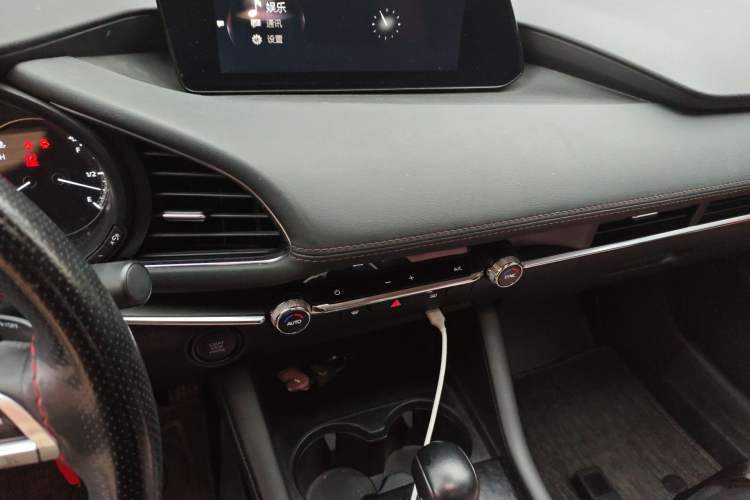 Used Mazda 3 Axela 2021 2.0L Automatic Zhiya Edition