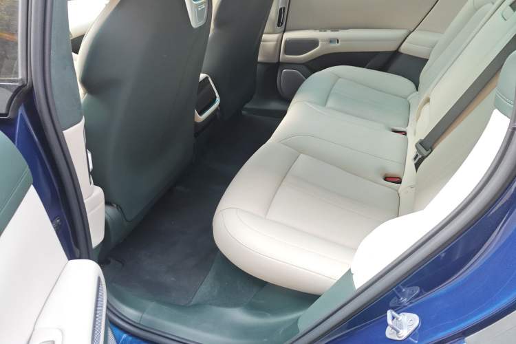 Used Xiaomi Auto YU7 2025 Ultra-Long Range High-Performance All-Wheel-Drive Max Edition