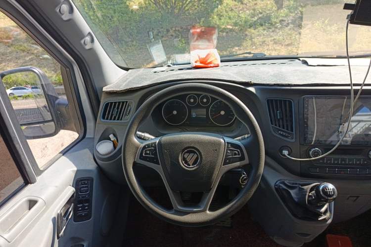 Used Foton Toano 2022 2.0T Manual Tongtu Multi-Function Extended-Chassis Mid-Roof Single-Tire Rear 5/6/7/9-Seater 4F20TC3 Steering Wheel