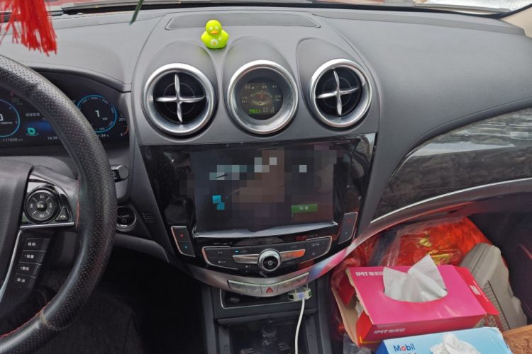 Used BYD Tang New Energy 2015 2.0T Four-Wheel-Drive Flagship Model
