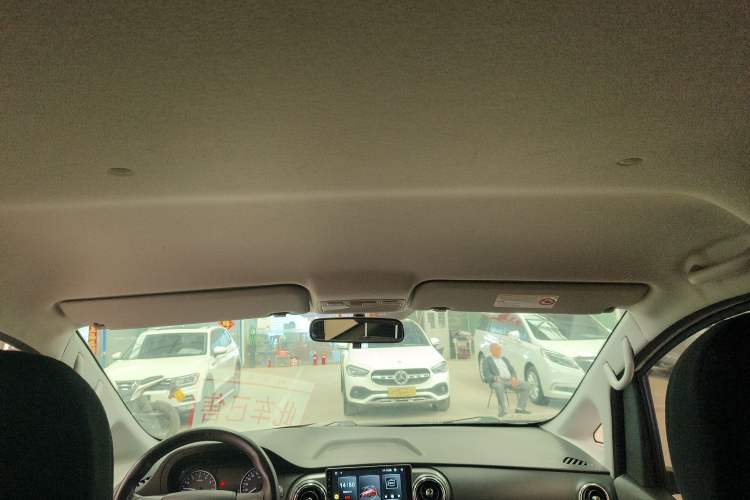 Used JAC Refine M3 2019 IKEA Edition 1.8L Luxury Model Headliner