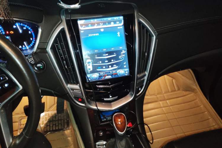 Used Cadillac SRX 2013 3.0L Luxury Model Audio And AC Panel