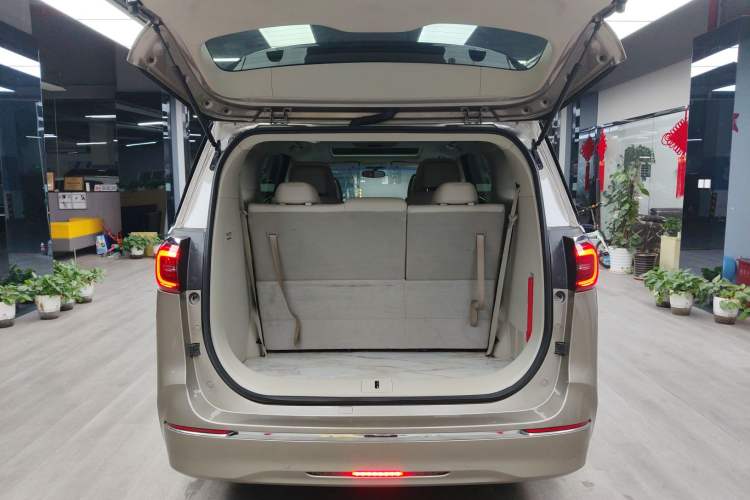 Used Buick GL8 2023 ES Lu Zun Comfort Model