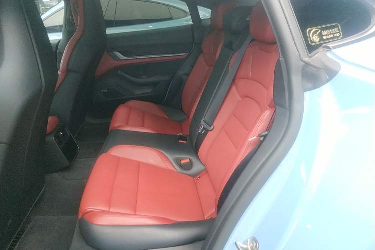 Used Porsche Taycan 2022-Year Updated Taycan