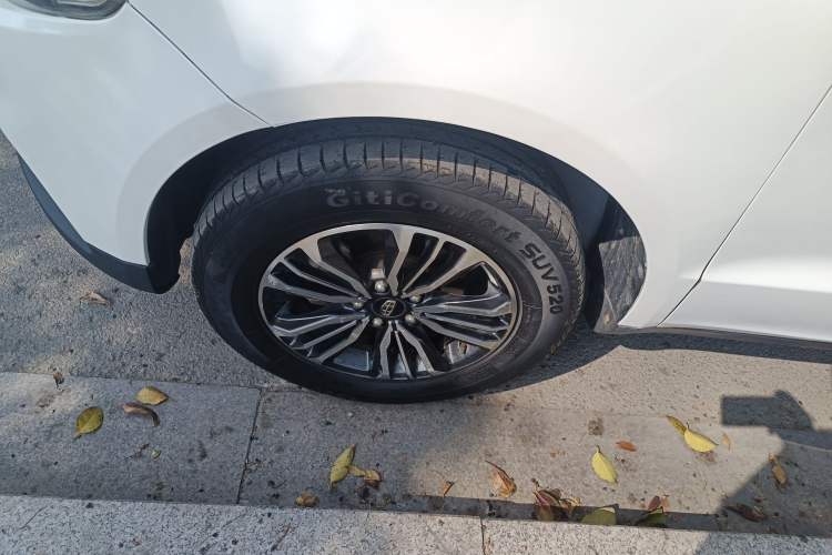 Used Geely Auto Vision X6 2016 1.8L Manual Luxury Model