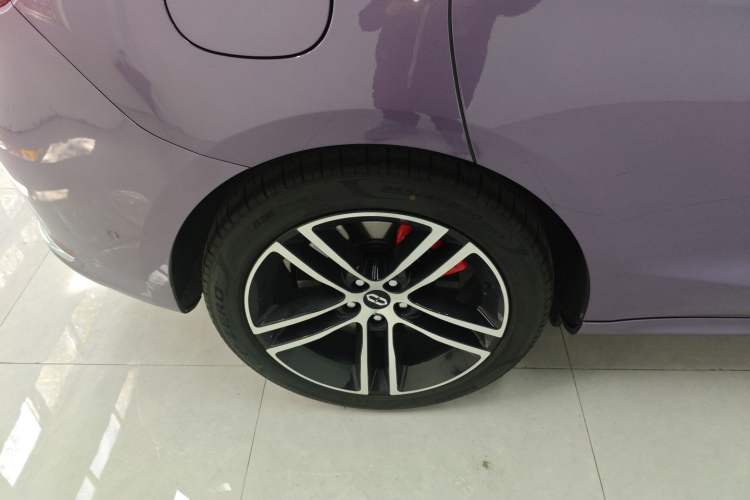 Used Hima AITO M5 2025 Extended-Range Ultra All-Wheel-Drive Version Exterior 5