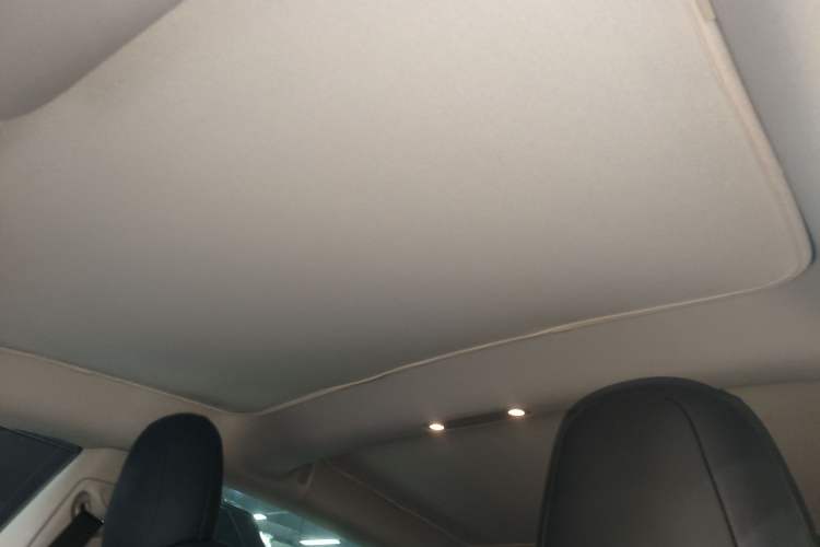 Used Tesla Model 3 2021 Standard Range Rear-Drive Upgraded Version
