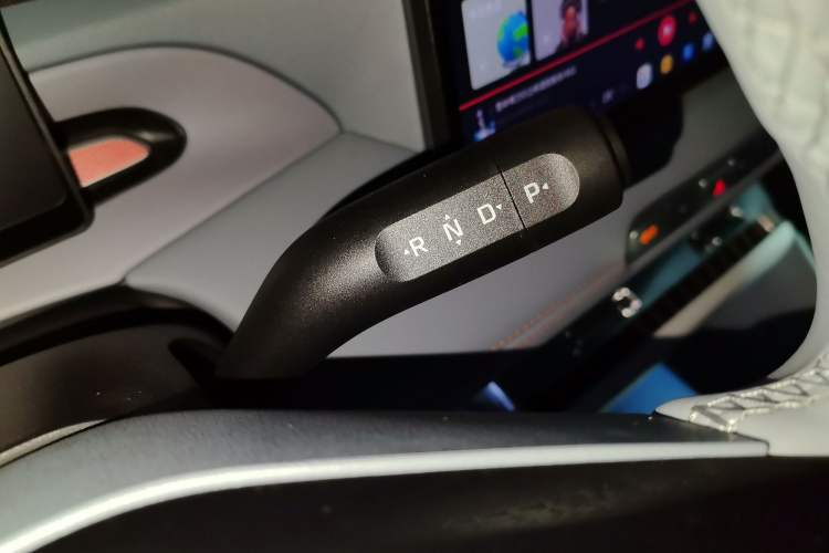 Used MG 4 EV 2026 Model 437 Composed Edition Gear Lever