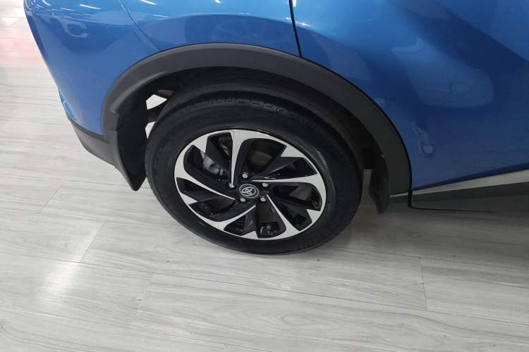 Used Toyota IZOA 2018 2.0L Yichi Edition China V Standard