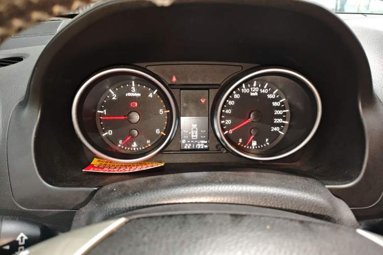 Used Haval H6 2011 2.0L Manual Two-Wheel Drive Elite Version Odometer Close Up