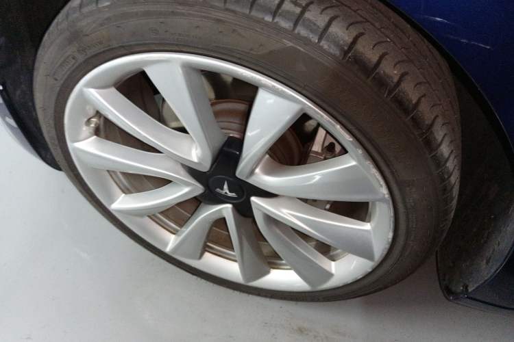 Used Tesla Model 3 (Import) 2019 Long-Range Rear-Wheel-Drive Version
