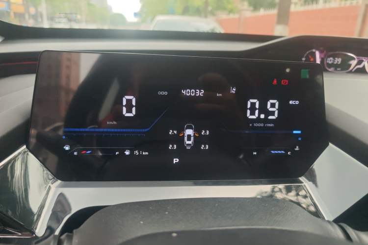 Used CHANGAN OSHAN Z6 2022 Blue Whale 1.5T DCT Luxury Model