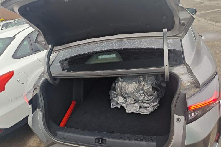 Used Dongfeng Aeolus Yixuan 2021 230T Automatic Glory Edition
