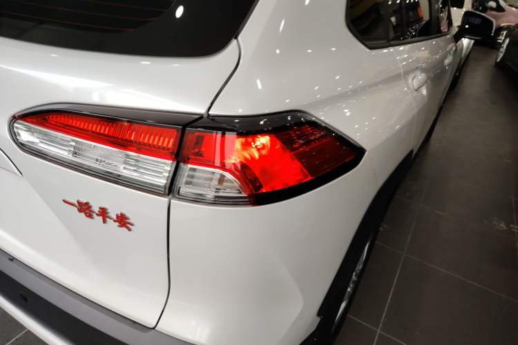 Used Toyota Corolla Cross 2022 2.0L Elite Edition Exterior 3