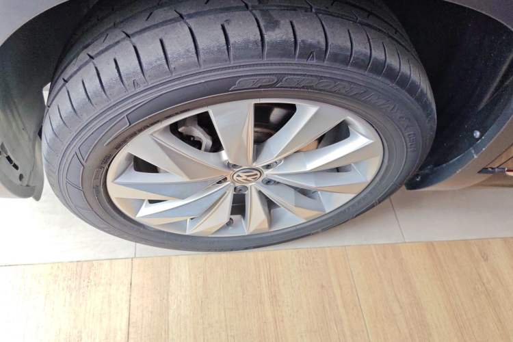 Used Volkswagen Tayron 2019 330TSI Two-Wheel Drive Prestige Version China V Standard