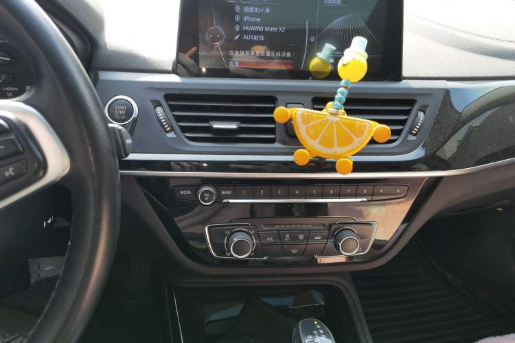 Used BMW 1 Series 2017 118i Sport Edition Audio And AC Panel