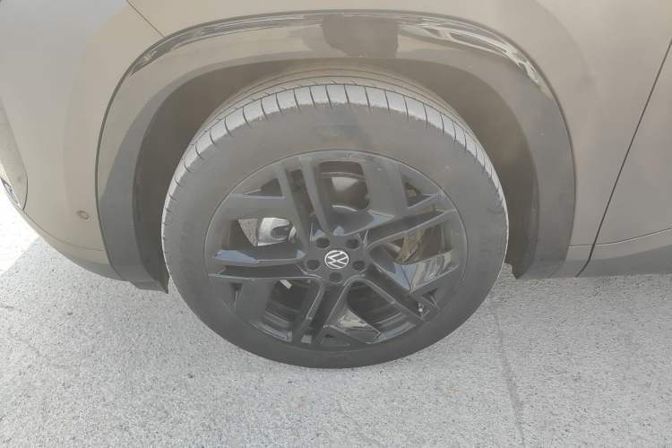 Used Volkswagen Teramont 2025 Tiguan Pro 450TSI Four-Wheel Drive Summit Edition
