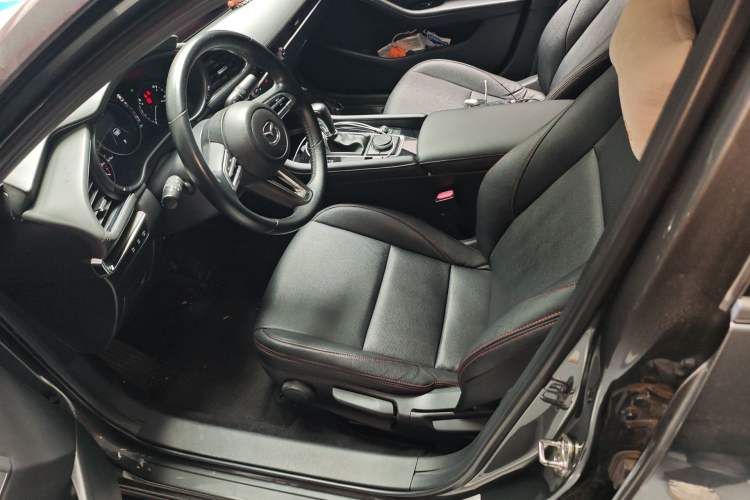 Used Mazda 3 Axela 2020 2.0L Automatic ZhiXuan Edition Left Front Seat