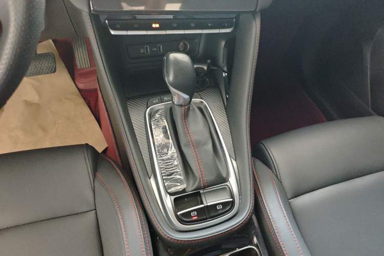 Used MG ZS 2020 180 DVVT Automatic Lite Gear Lever