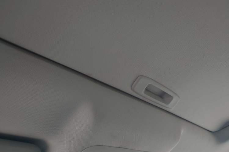 Used Dongfeng Aeolus AX7 2016 1.4T Manual Zhuyue Model Headliner