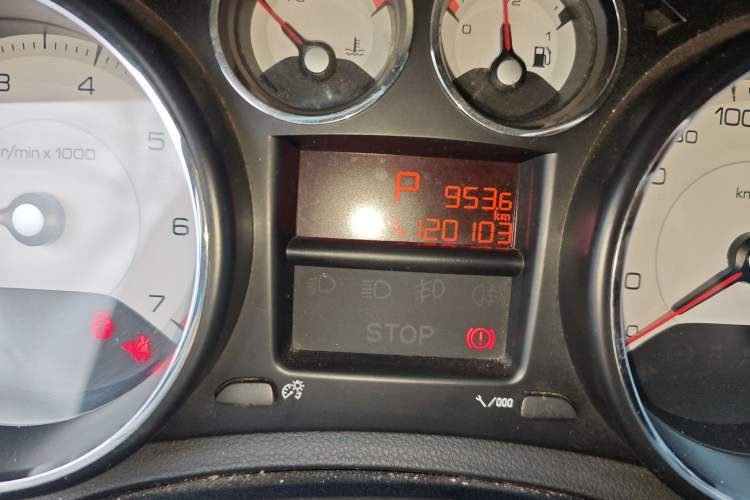 Used Peugeot 408 2013 2.0L Automatic Comfort Edition