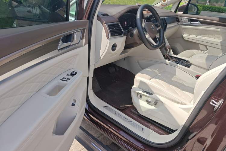 Used Volkswagen Viloran 2020 380TSI Prestige Edition Driver Seat