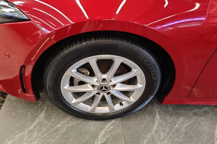 Used Mercedes-Benz A-Class 2021 A 200 L Sport Sedan Fashion Model
