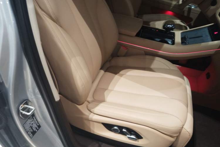 Used Hima AITO M7 2024 1.5T Intelligent Driving 4WD Max Edition 5 Seats
