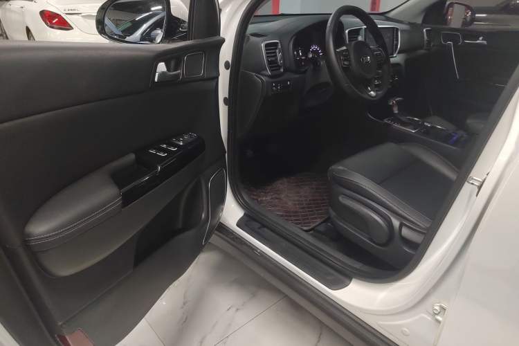 Used Kia KX5 2016 2.0L Automatic 2WD GLS Driver Seat