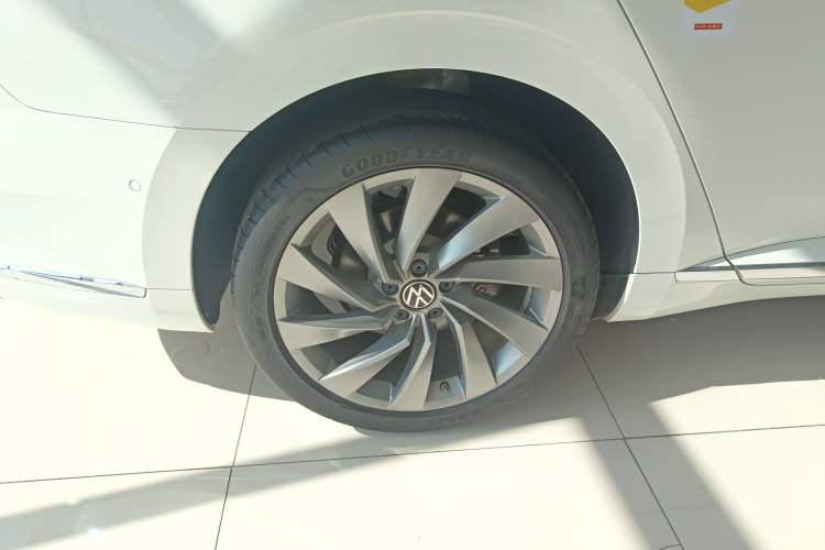 Used Volkswagen FAW-Volkswagen CC 2021 380TSI Striking Edition
