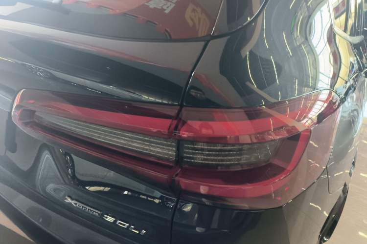 Used BMW X5 2022 Restyled xDrive 30Li Luxury Version M Sport Package
