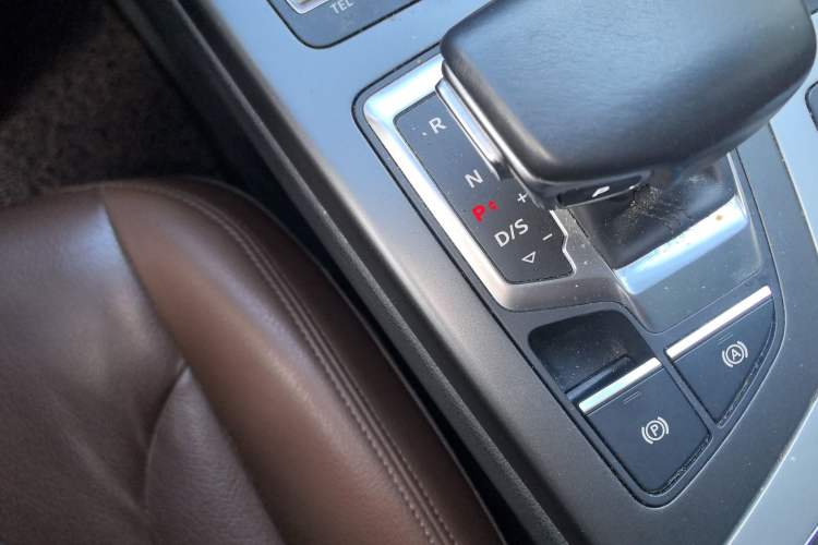 Used Audi Q7 2016 40 TFSI Comfort Model