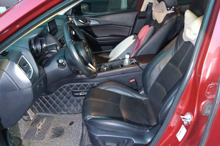 Used Mazda 3 Axela 2017 Sedan 2.0L Automatic Flagship Model China V Standard Left Front Seat