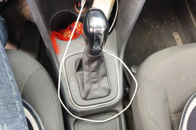 Used Volkswagen Polo 2014 1.6L Automatic Comfort Edition
