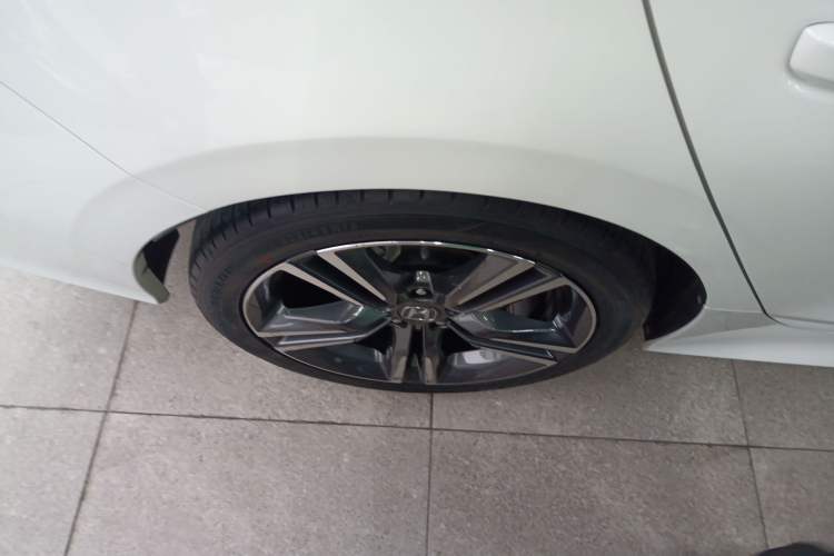 Used Honda Integra 2023 2.0L eHEV Sharp Luxury Edition Exterior 8