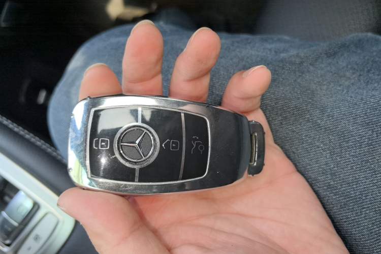 Used Mercedes-Benz GLC 2020 GLC 260 L 4MATIC Dynamic Model
