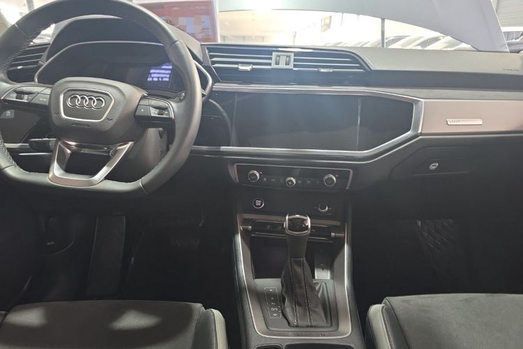 Used Audi Q3 2023 35 TFSI Fashion Dynamic Model (1.5T)