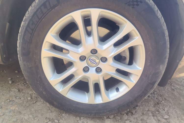 Used Volvo XC60 2016 T5 Smart Upgrade Model Exterior 4