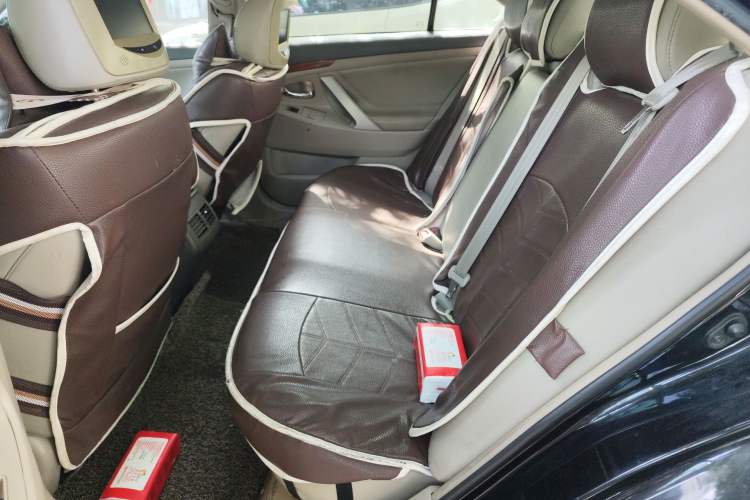 Used Toyota Camry 2010 200G Classic Edition
