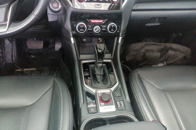 Used Subaru Forester 2021 2.0i Luxury Edition EyeSight Gear Lever