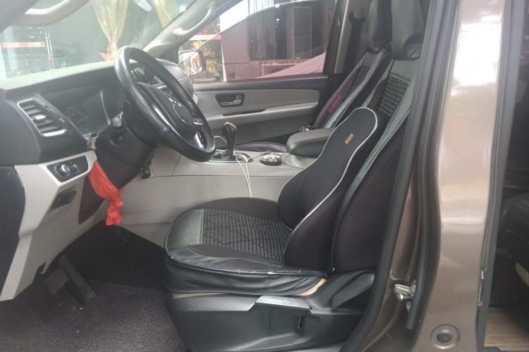 Used Huasong 7 2015 2.0T Automatic Comfort Model