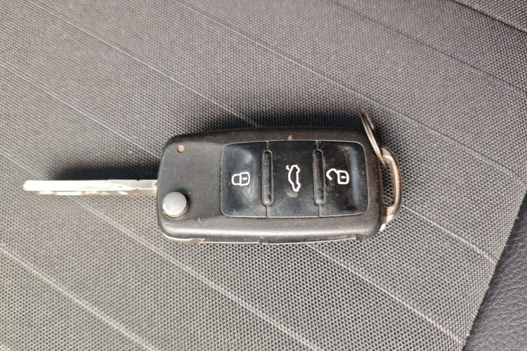 Used Volkswagen Tiguan L 2015 1.8TSI Automatic Two-Wheel Drive Trend Edition
