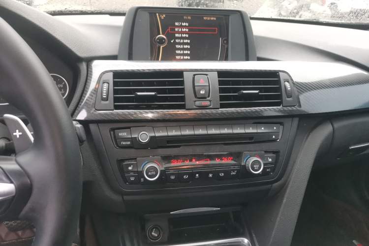 Used BMW 3 Series 2014 320i Sport Edition