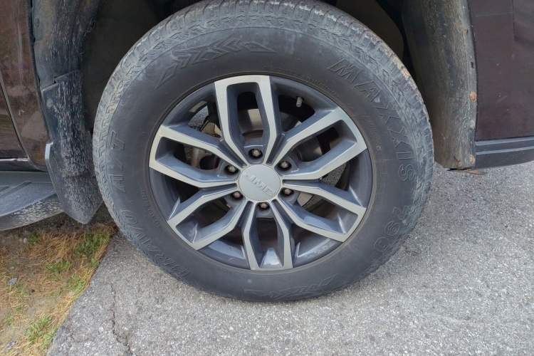 Used JMC Yuhu 9 2020 2.0T Automatic Diesel 4x4 Comfort Edition